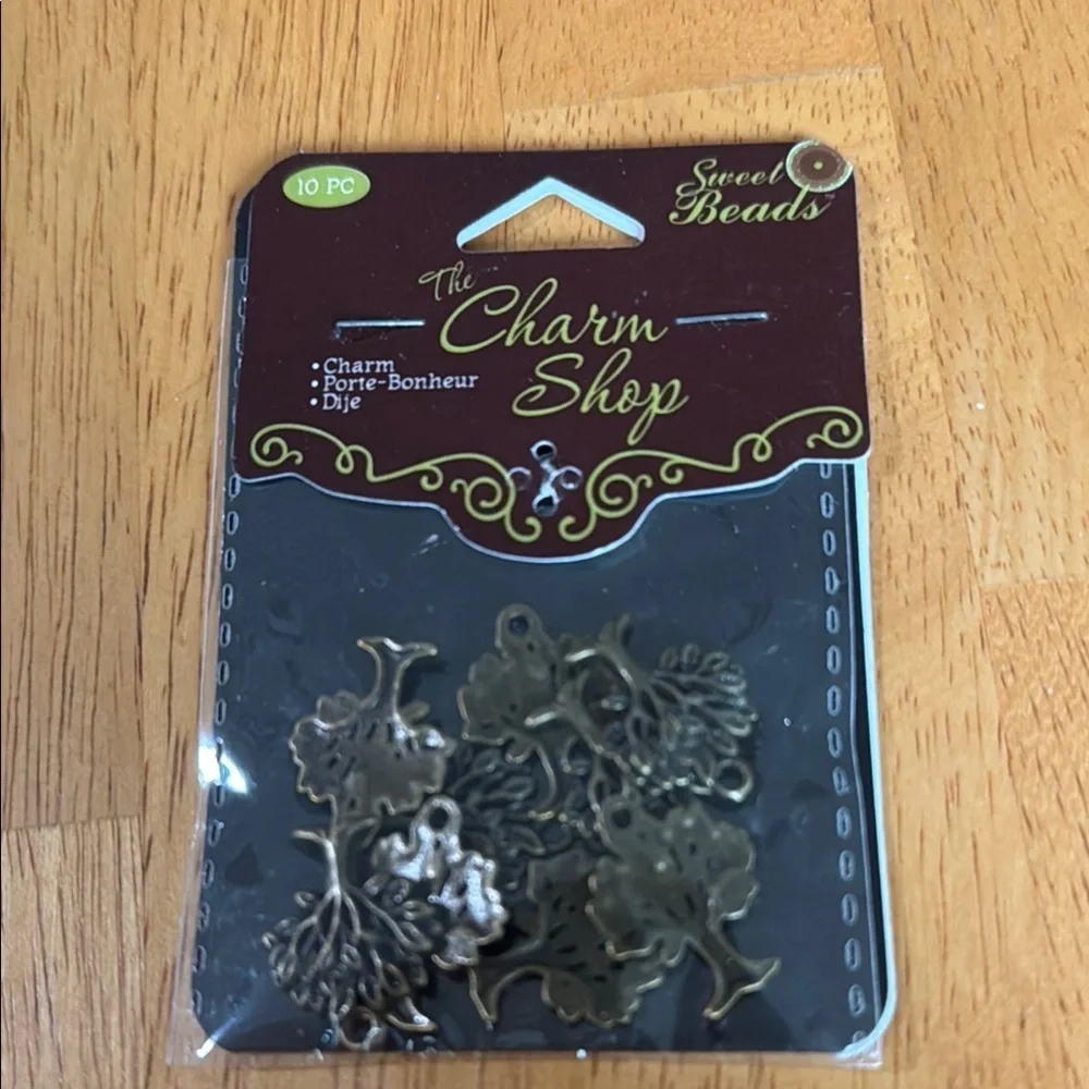 Sweet Tree Charms Set